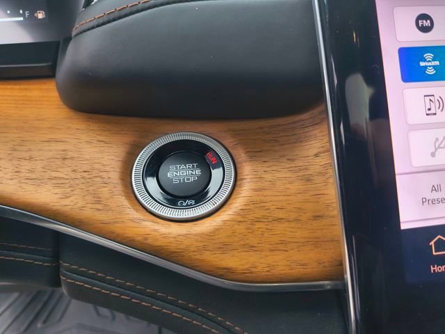 Used 2022 Jeep Grand Cherokee Summit image 23