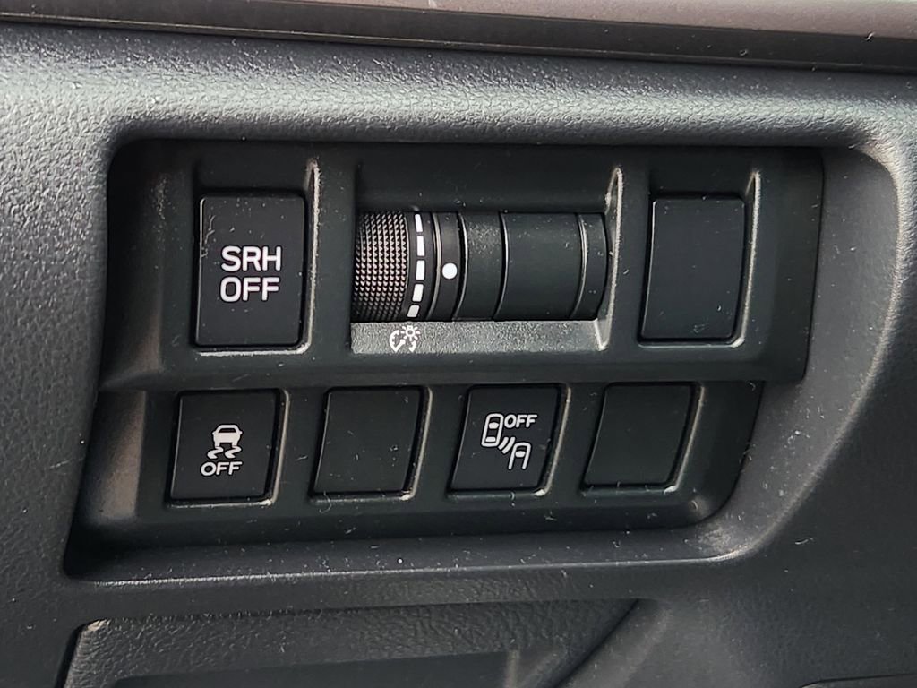 Used 2018 Subaru Crosstrek 2.0i Limited w/ 50th Anniversary Edition AWD/4WD image 14