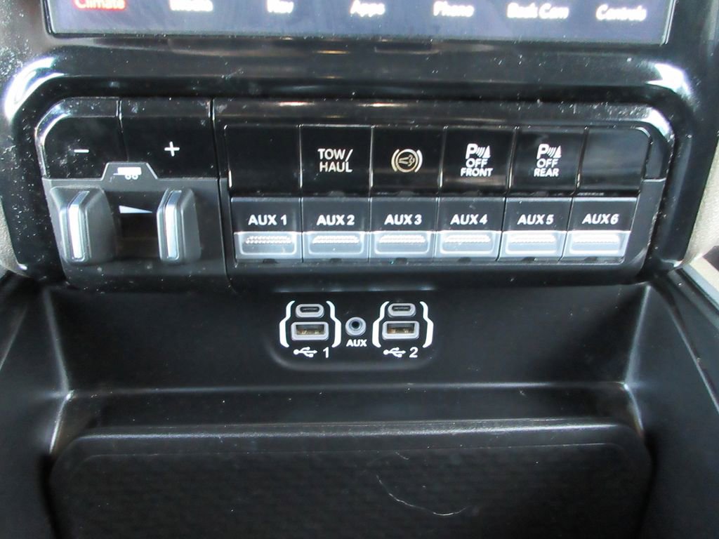 Used 2021 RAM 3500 Laramie image 35