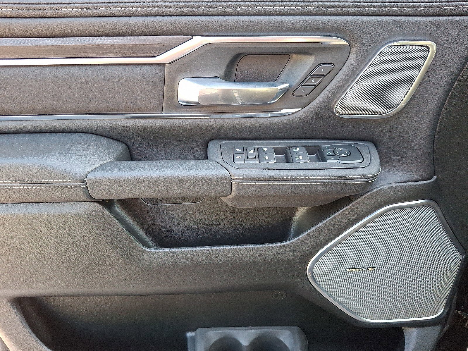 New 2026 RAM 1500 Laramie image 6