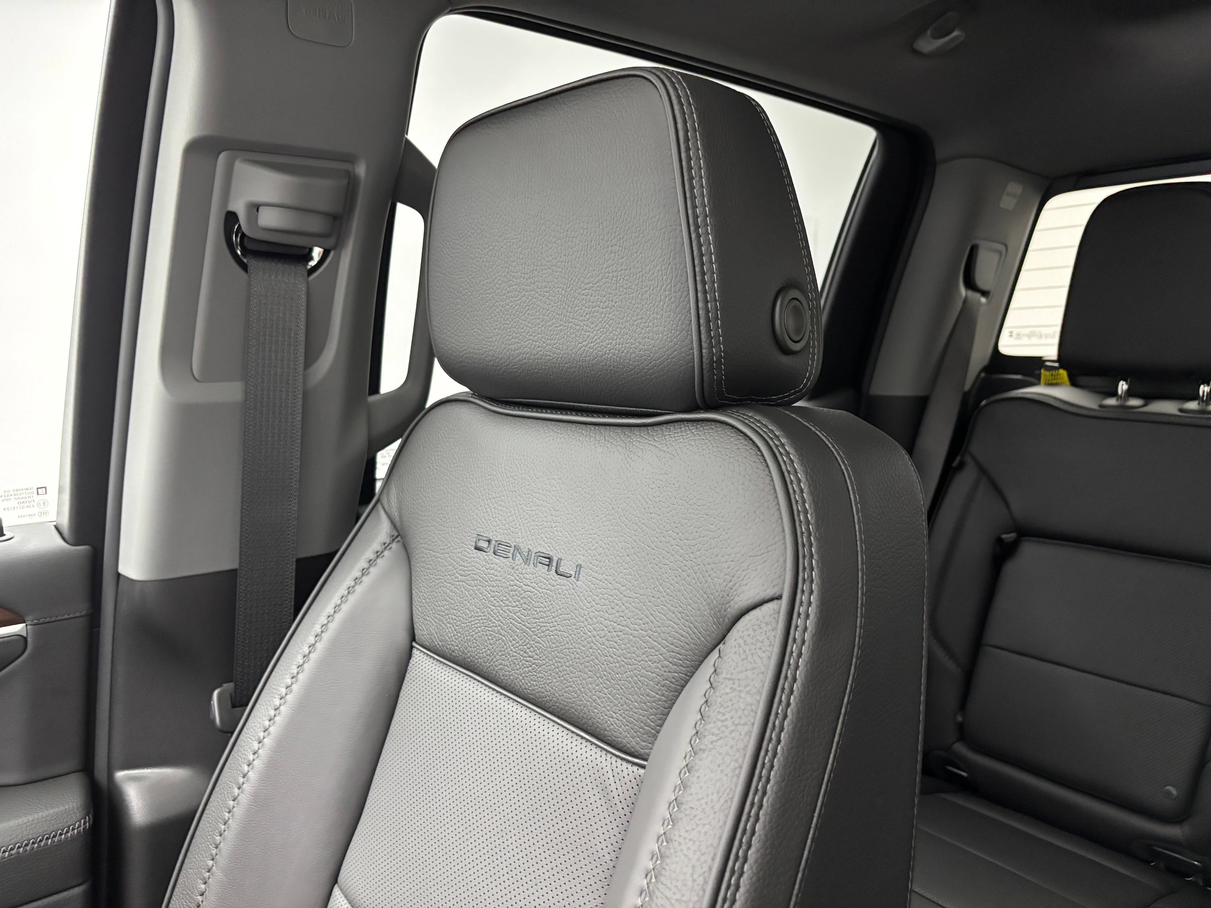 New 2026 GMC Sierra 1500 Denali AWD/4WD image 46
