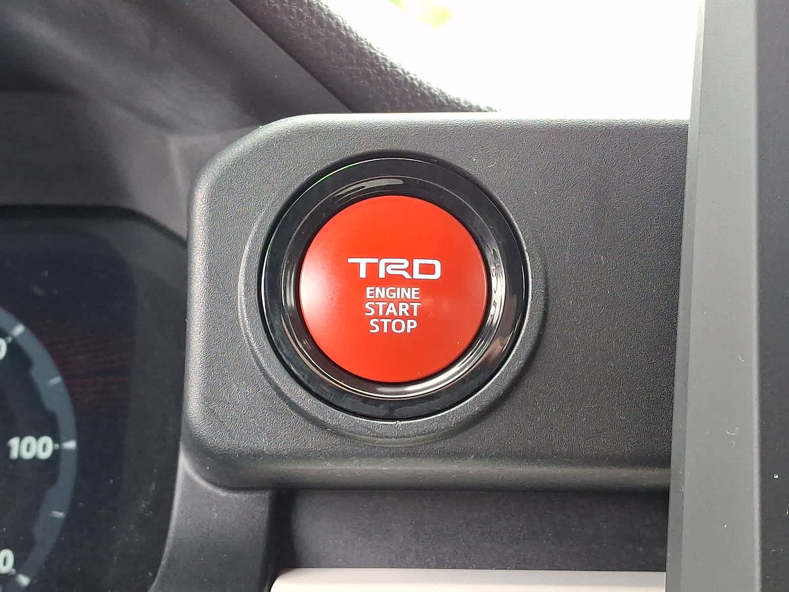 Used 2024 Toyota Tacoma TRD Off-Road AWD/4WD image 26