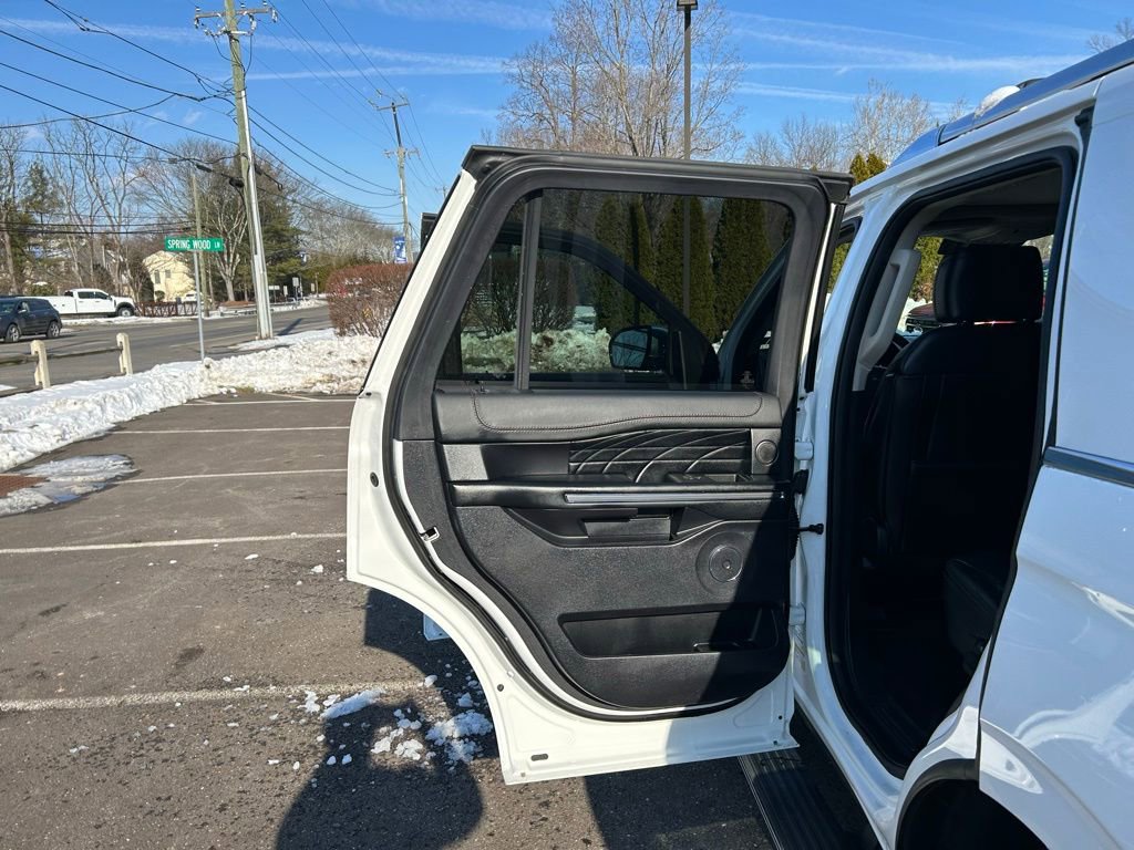 Certified 2020 Ford Expedition Platinum image 17