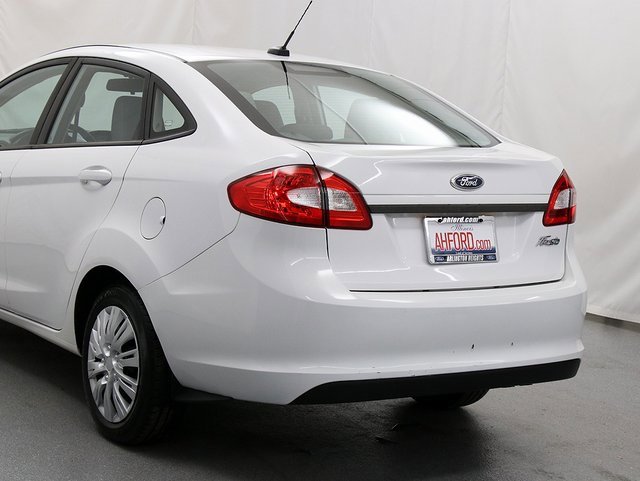 Used 2012 Ford Fiesta S image 7