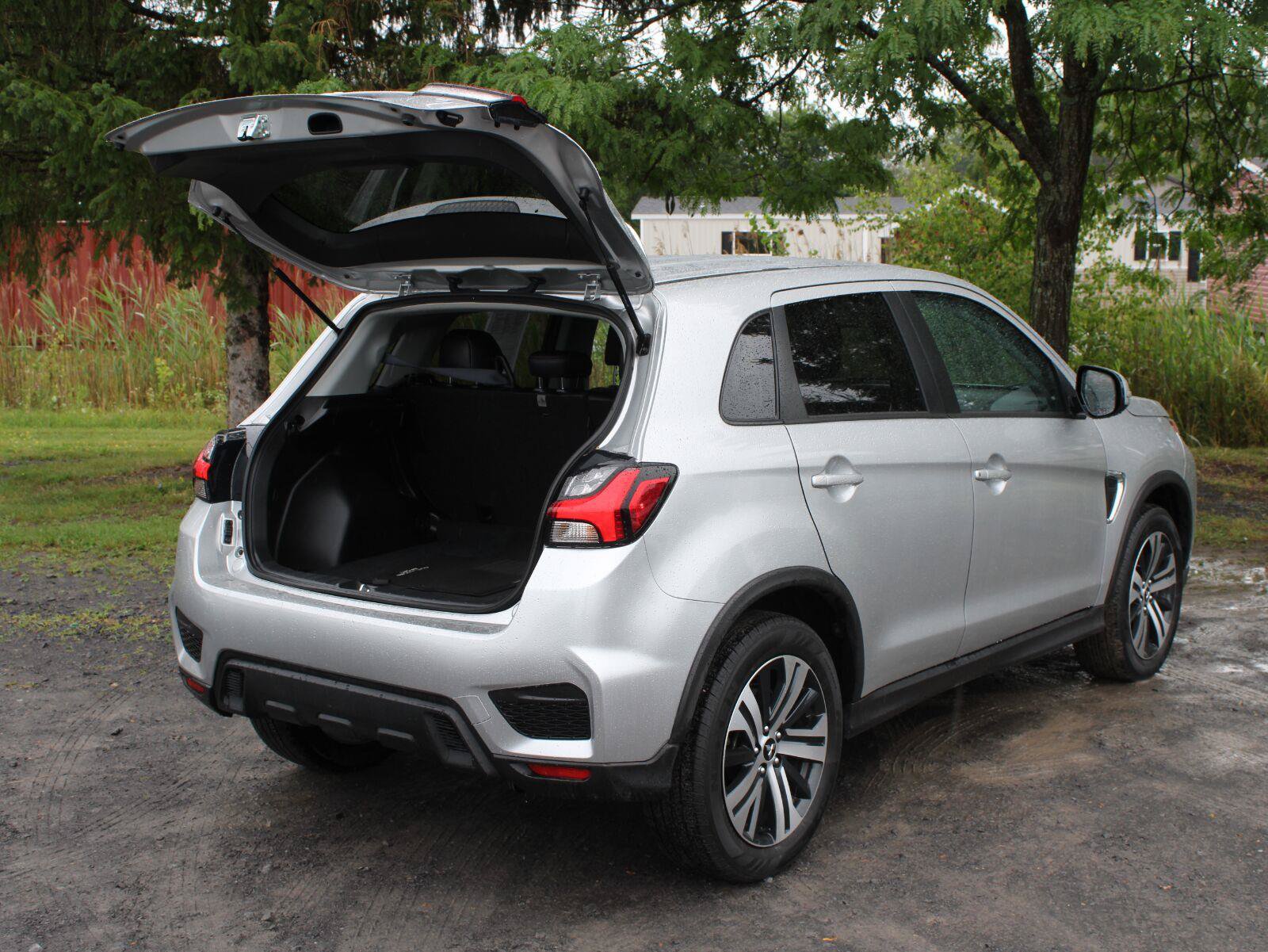 Used 2025 Mitsubishi Outlander Sport ES AWD/4WD image 7