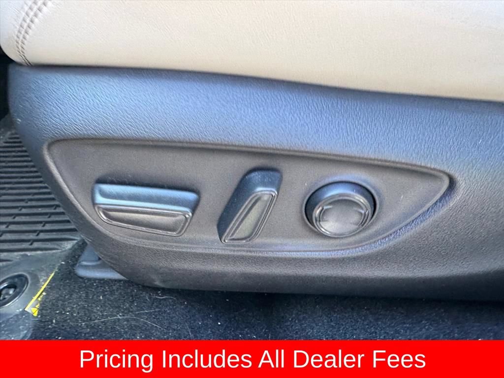 Used 2024 Toyota RAV4 Limited w/ Advanced Technology Package AWD/4WD image 18