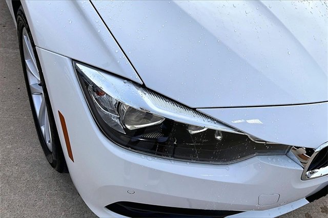 Used 2016 BMW 320i xDrive Sedan image 31