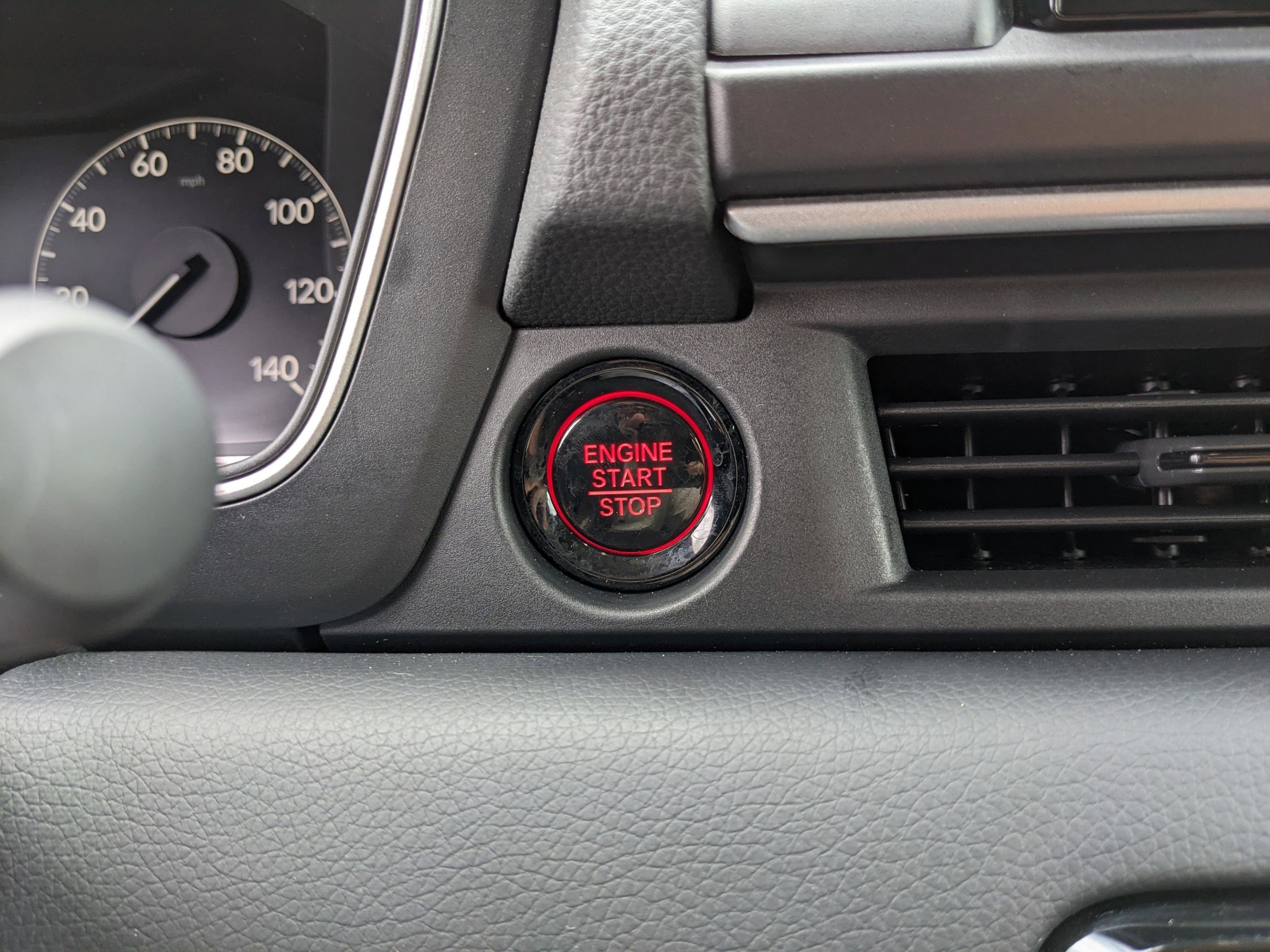 Used 2025 Honda Pilot Touring image 33