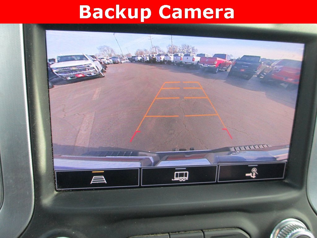 Used 2022 GMC Sierra 3500 SLE w/ SLE Convenience Package image 16