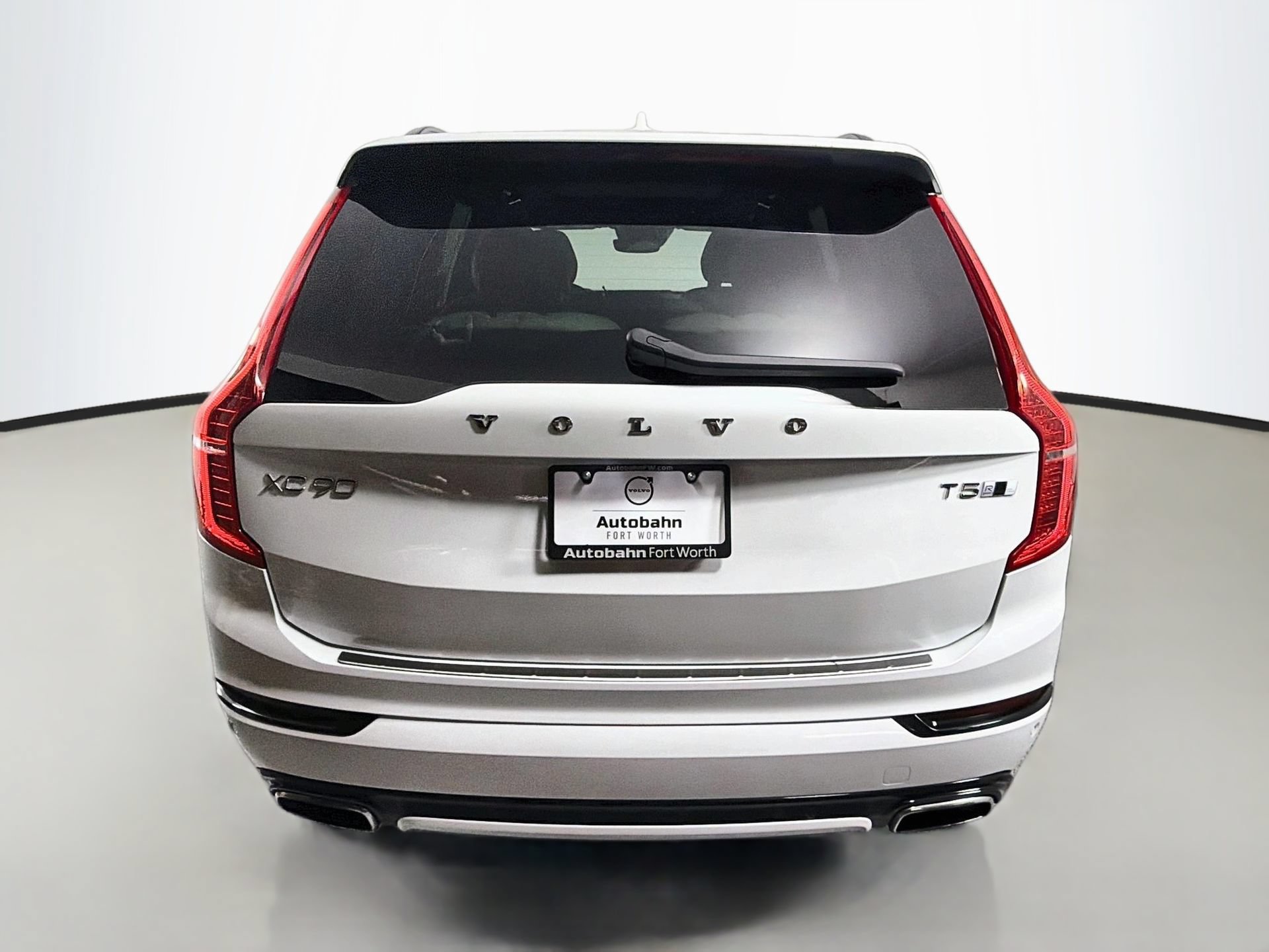 Used 2020 Volvo XC90 T5 R-Design w/ Protection Package Premier AWD/4WD image 7