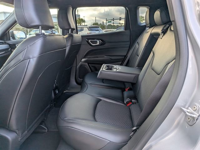 New 2026 Jeep Compass Latitude AWD/4WD image 13