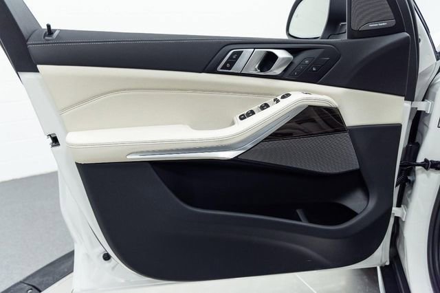New 2026 BMW X5 xDrive40i image 15