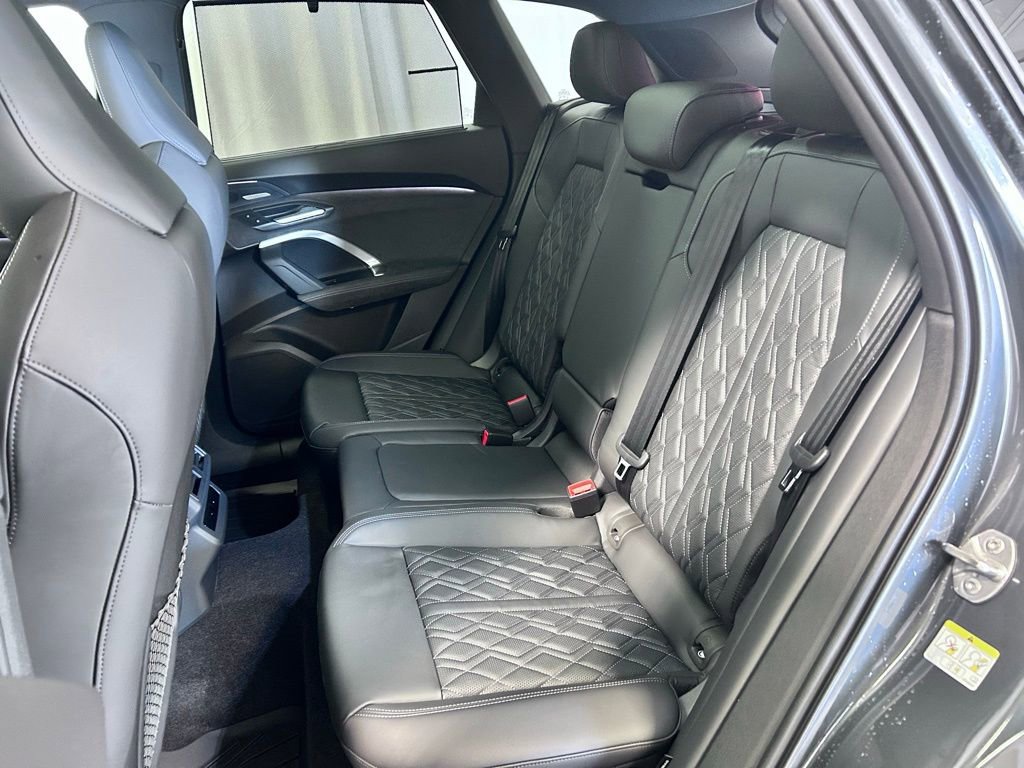 New 2026 Audi SQ5 Premium Plus image 20