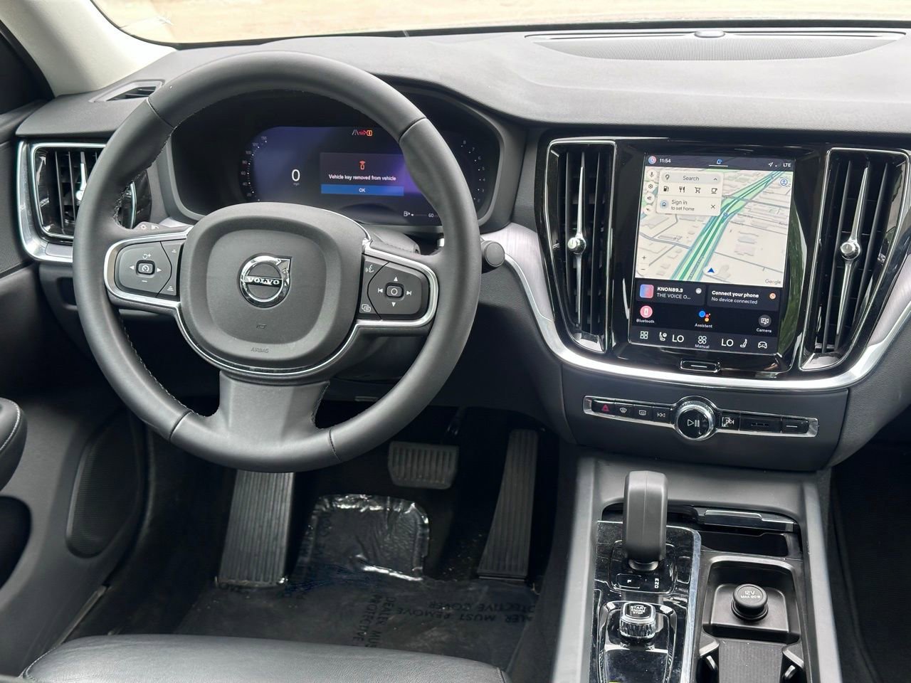 Used 2025 Volvo S60 B5 Core FWD image 19