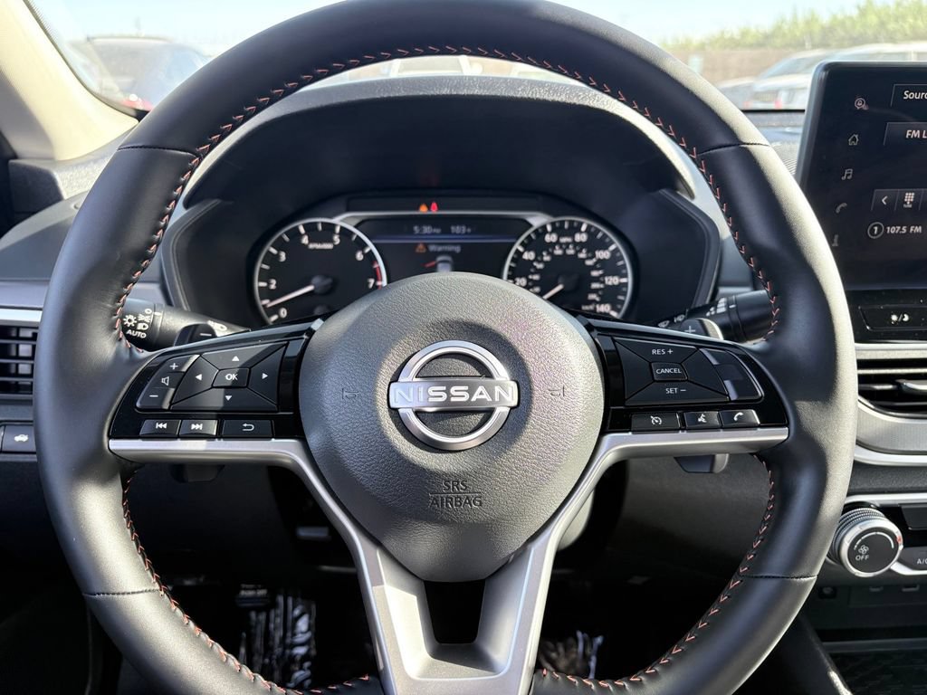 New 2026 Nissan Altima 2.5 SR FWD image 12