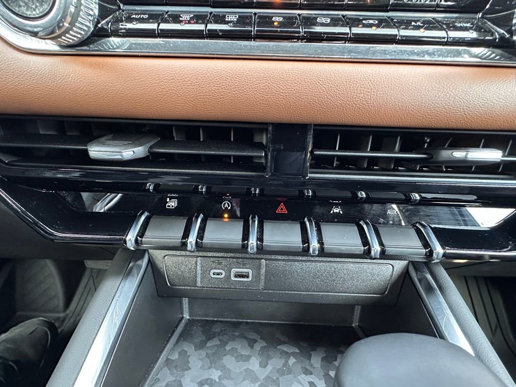 Certified 2025 GMC Canyon AT4 AWD/4WD image 31