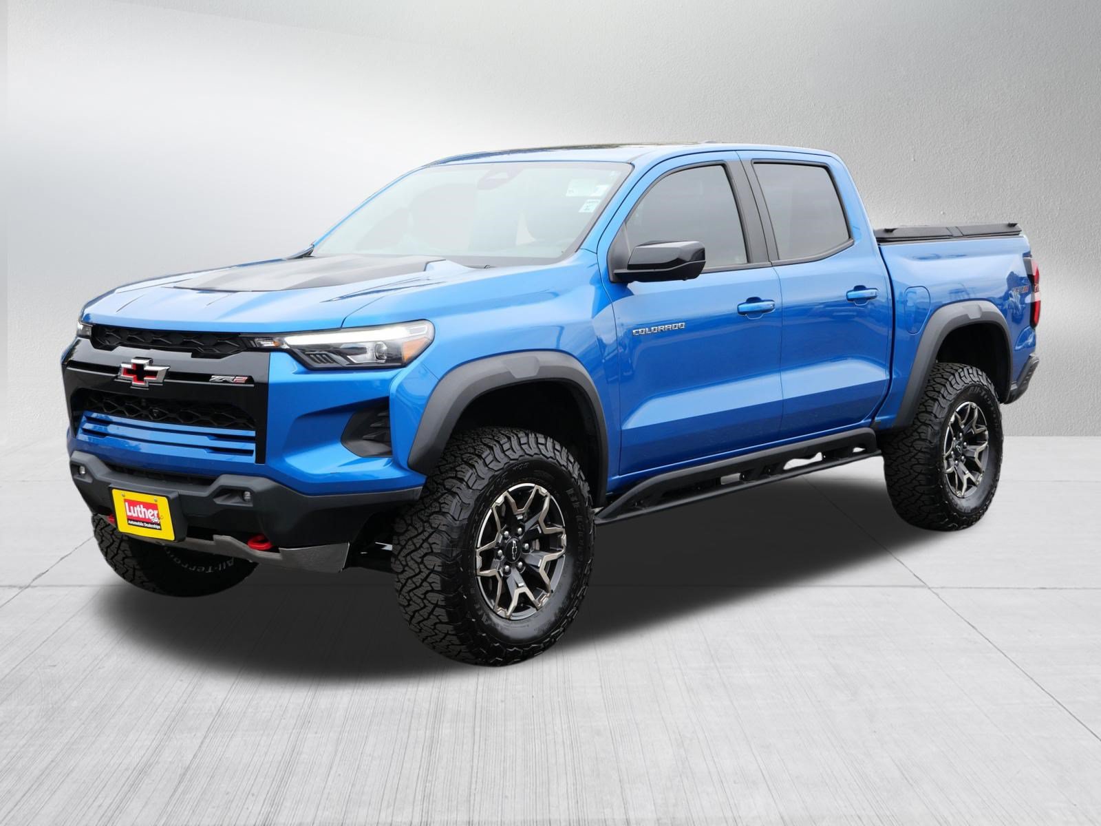 Used 2023 Chevrolet Colorado ZR2 w/ ZR2 Convenience Package III AWD/4WD image 3