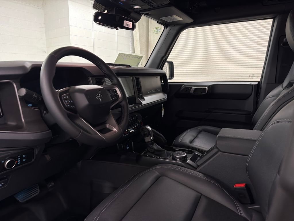 New 2025 Ford Bronco Badlands image 6