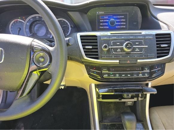 Used 2016 Honda Accord LX image 6
