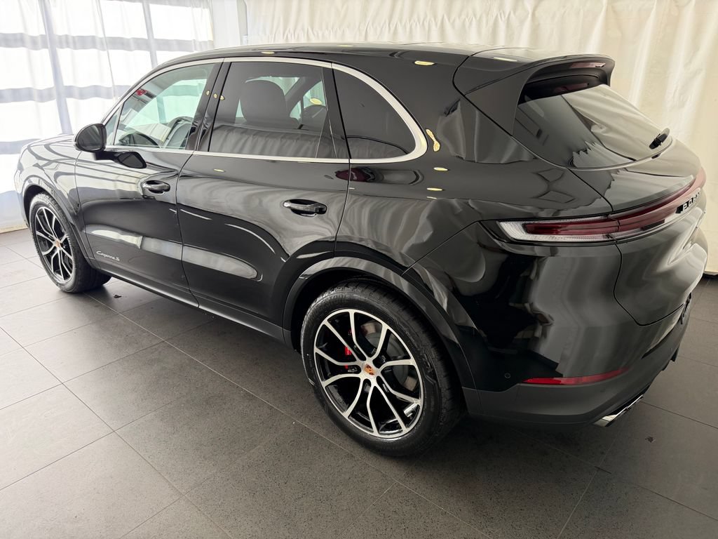 New 2026 Porsche Cayenne S AWD/4WD image 3