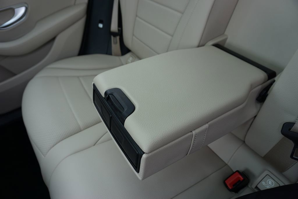Used 2017 Mercedes-Benz GLC 300 4MATIC image 40