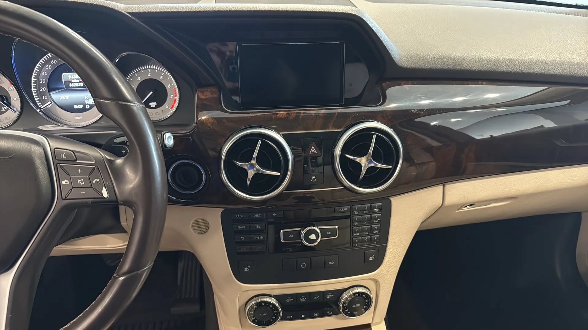 Used 2014 Mercedes-Benz GLK 350 2WD image 19