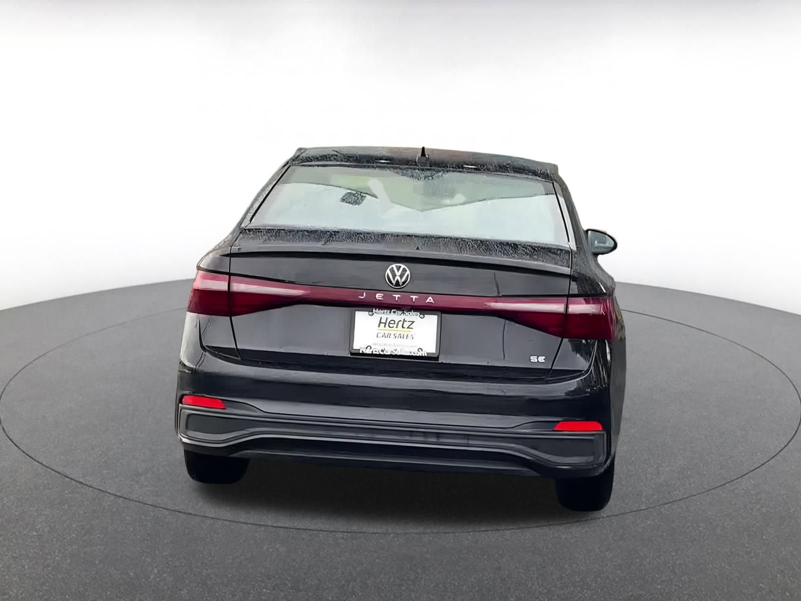 Used 2025 Volkswagen Jetta SE image 12