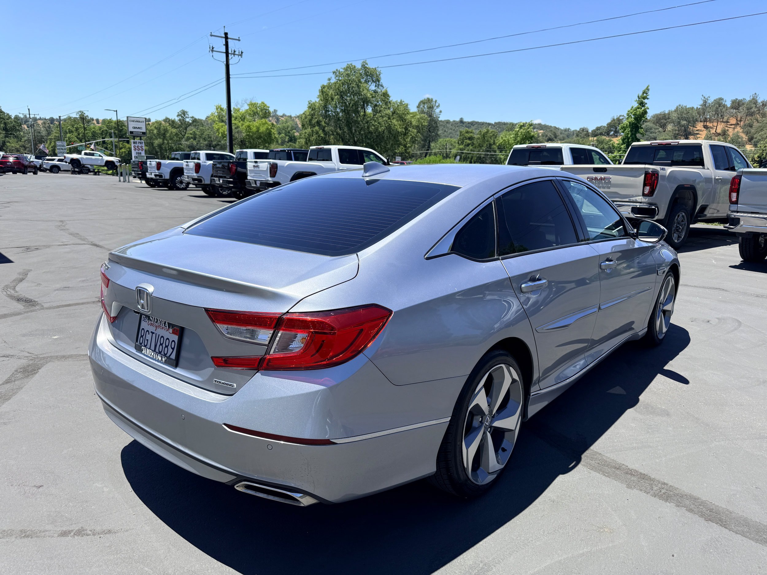 Used 2018 Honda Accord Touring image 6