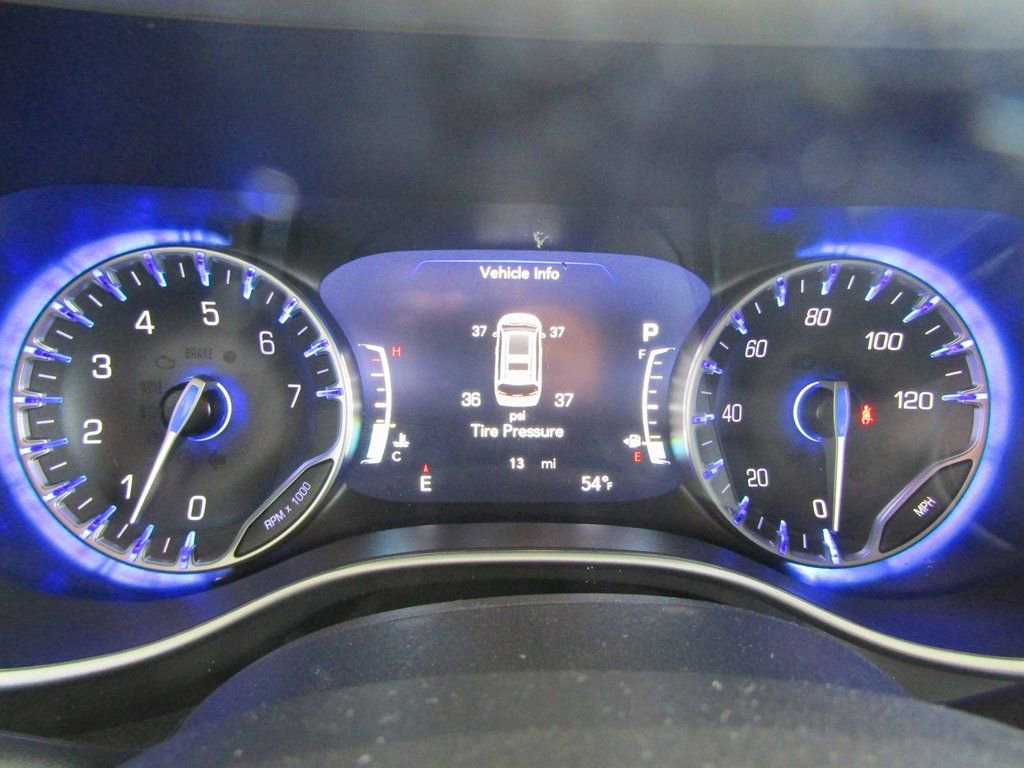 New 2026 Chrysler Pacifica Select image 26