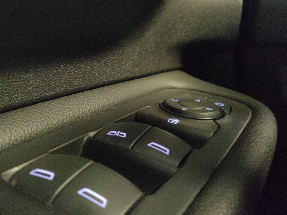 Used 2018 GMC Terrain SLE FWD image 27