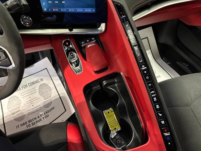 Used 2024 Chevrolet Corvette Stingray Premium Conv w/ Z51 Performance Package RWD image 26