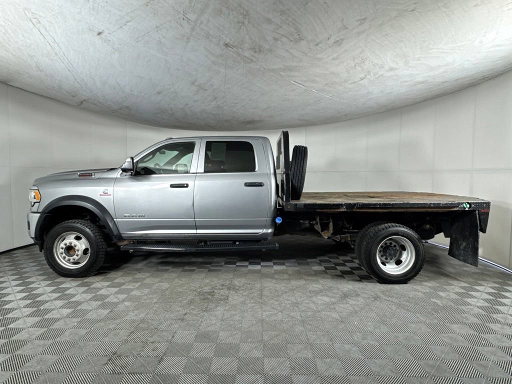 Used 2022 RAM 5500 Tradesman w/ Chrome Appearance Group AWD/4WD image 8