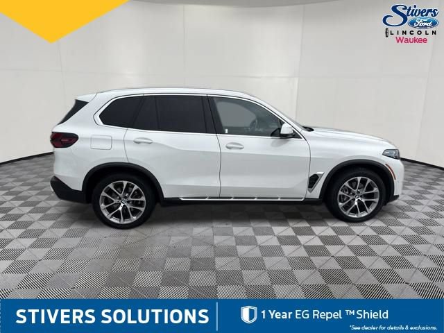 Used 2026 BMW X5 xDrive40i AWD/4WD image 5