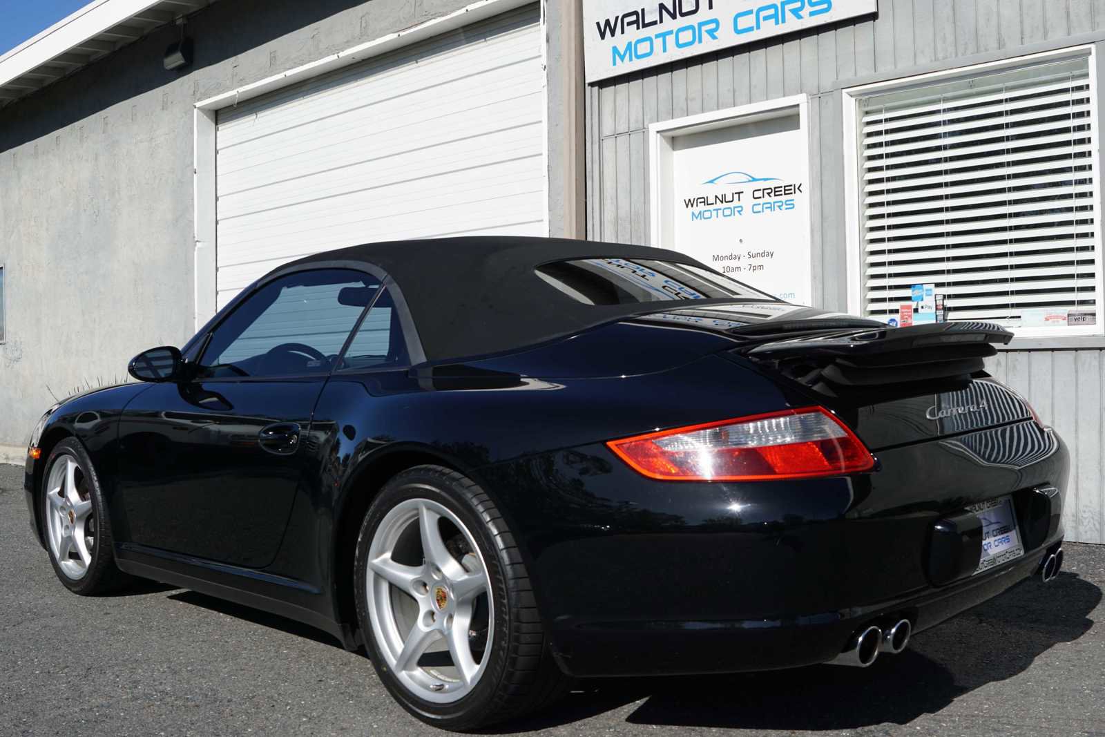Used 2006 Porsche 911 Carrera 4 image 27
