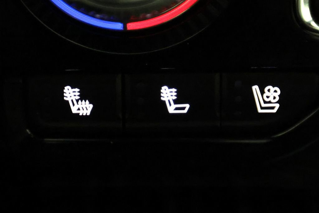 Used 2024 GMC Yukon Denali w/ Denali Reserve Package AWD/4WD image 34