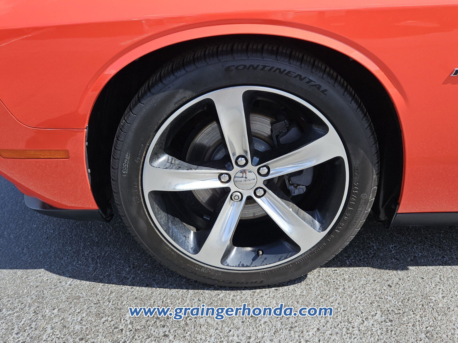 Used 2016 Dodge Challenger R/T Plus image 9