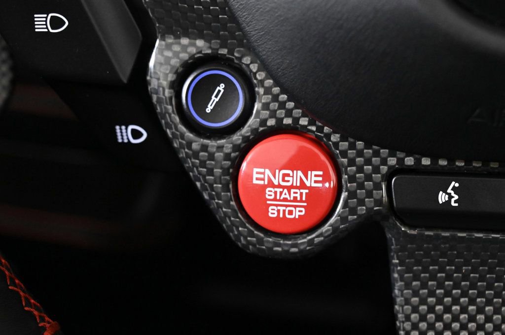 Used 2022 Ferrari F8 Tributo image 23