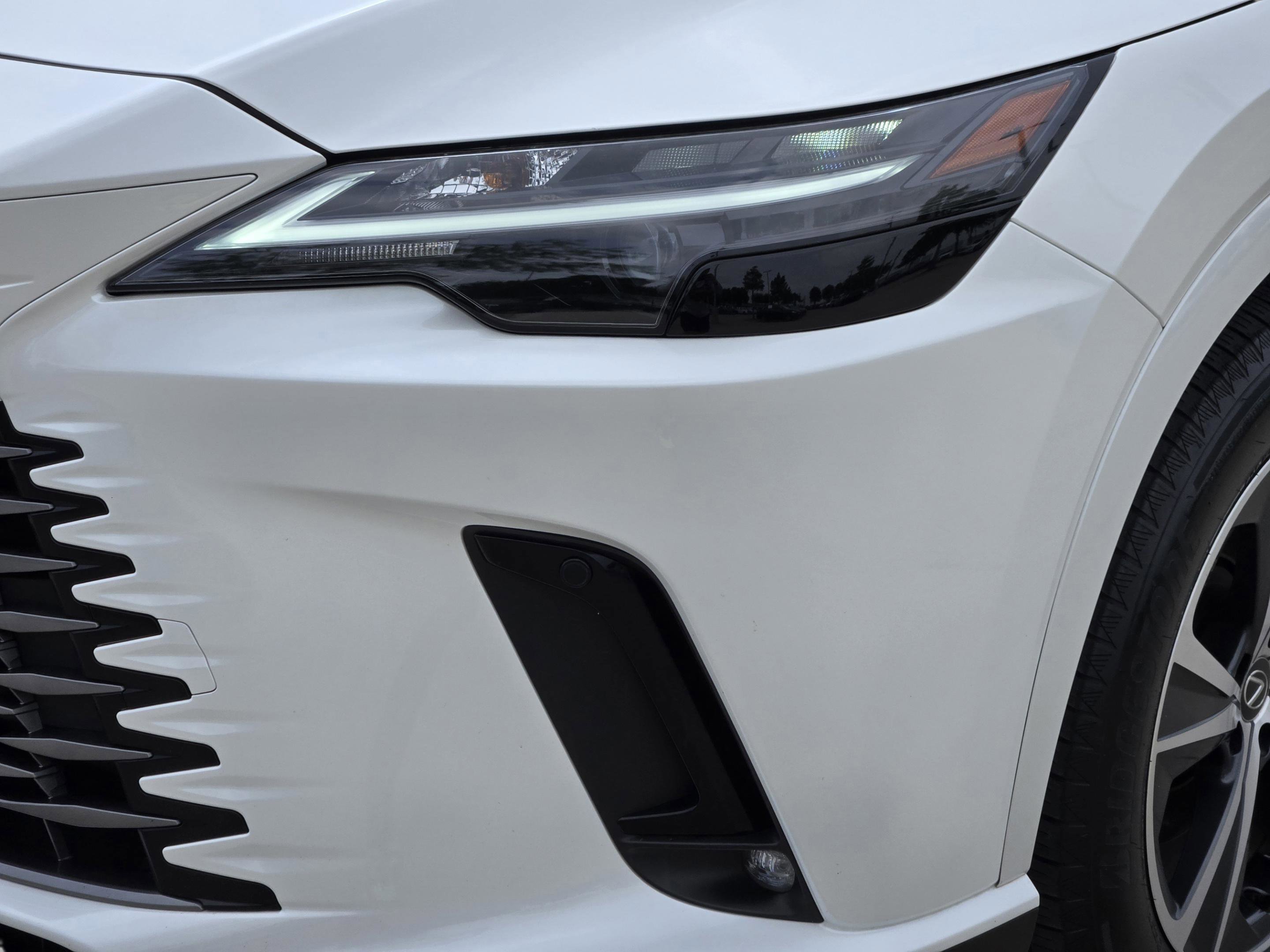 Certified 2025 Lexus RX 350 Premium w/ Accessory Package (Z1) FWD image 34