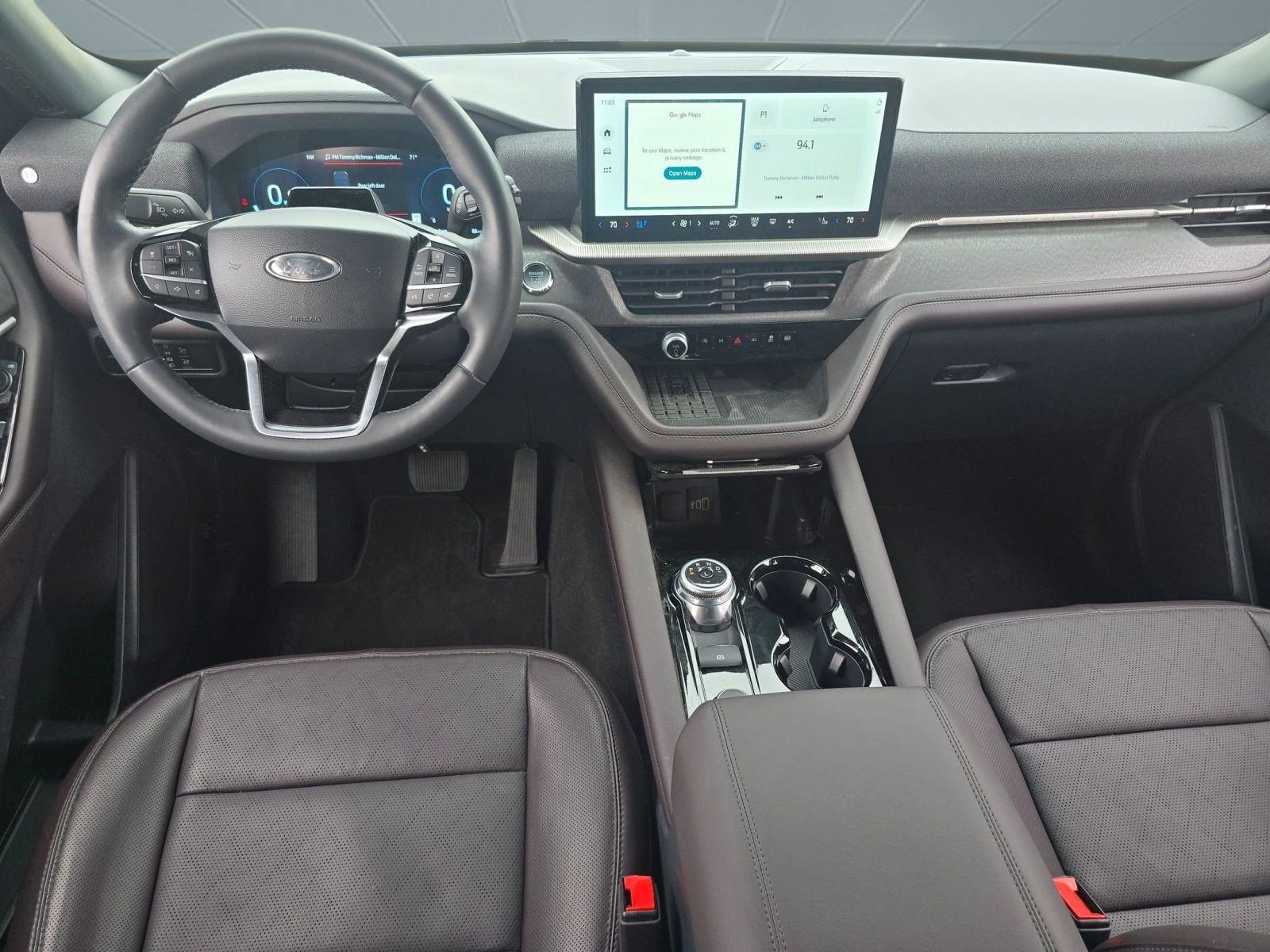 Used 2025 Ford Explorer Platinum image 14