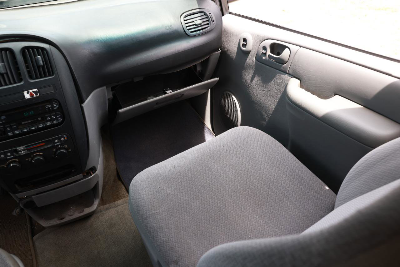 Used 2005 Dodge Grand Caravan SE w/ Popular Equipment Group I FWD image 22