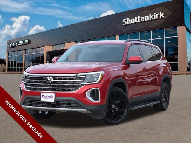 Used 2024 Volkswagen Atlas SE w/ Black Wheel Package