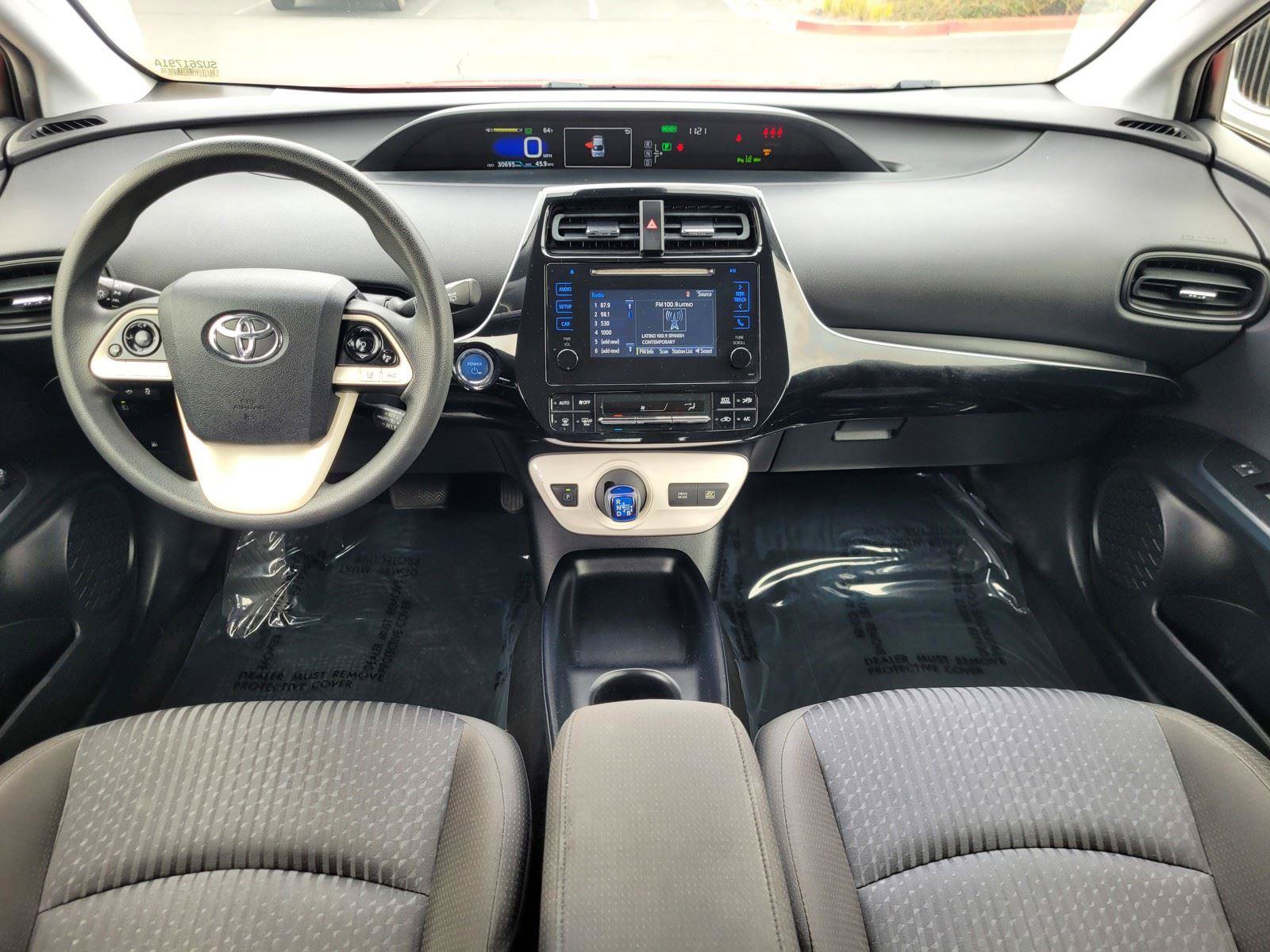 Used 2017 Toyota Prius Two w/ Prius Two Safety Plus Package FWD image 17