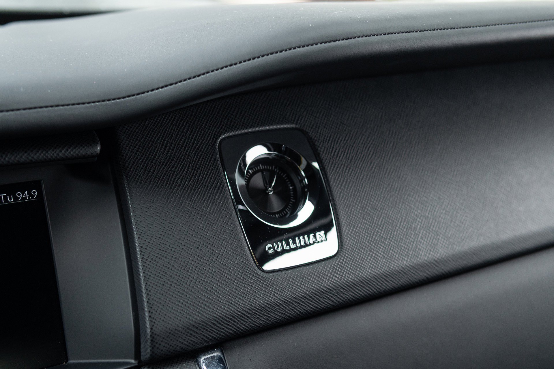 Used 2020 Rolls-Royce Cullinan image 43