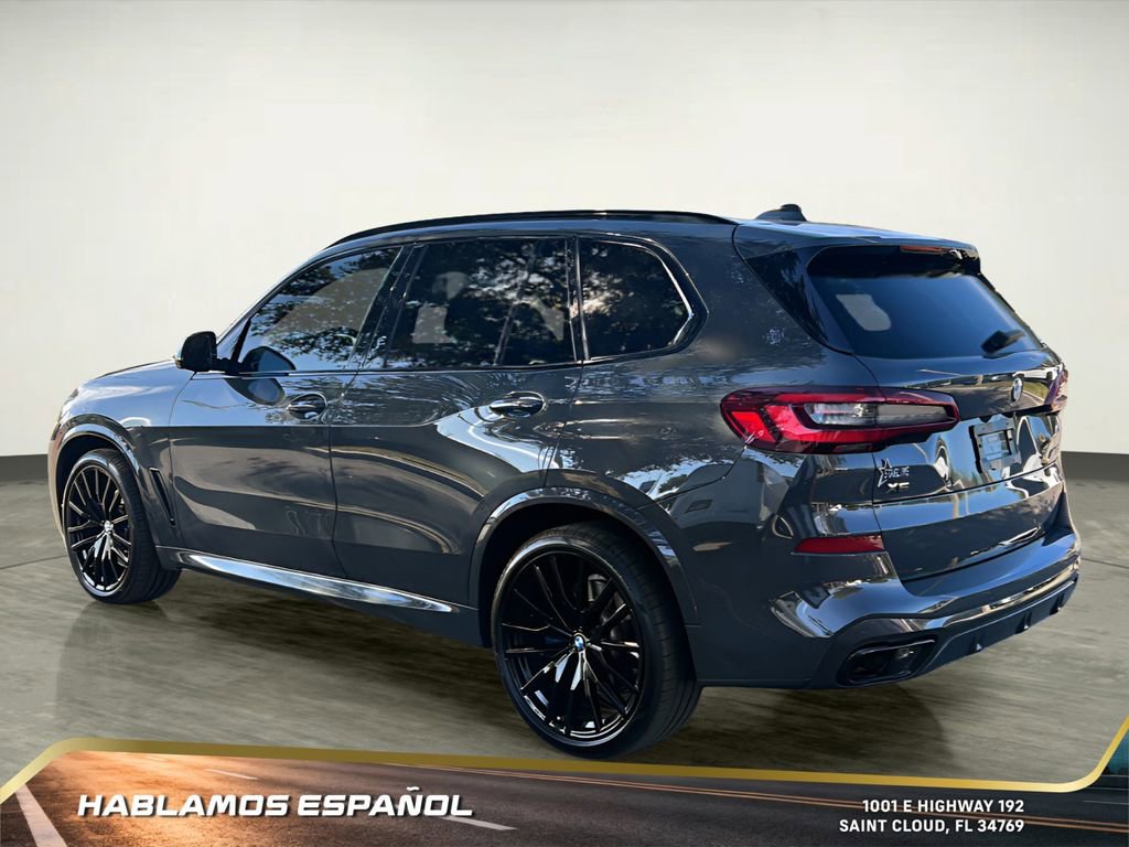 Used 2021 BMW X5 M50i w/ Parking Assistance Package image 4
