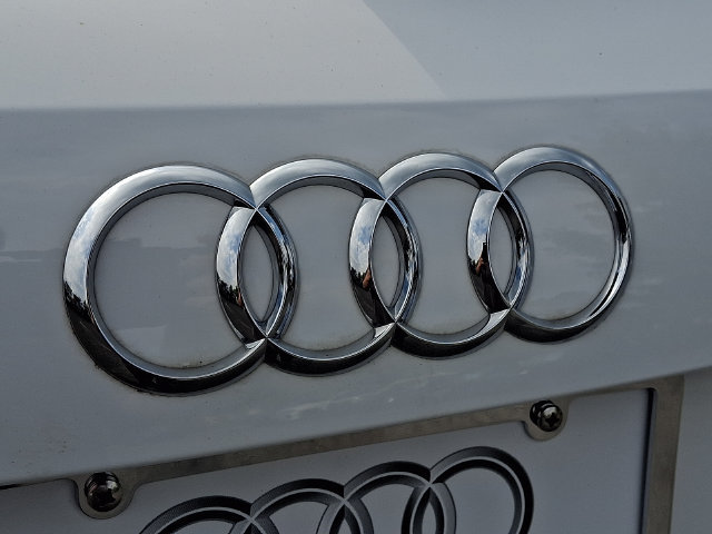 Certified 2025 Audi Q3 2.0T Premium Plus AWD/4WD image 30