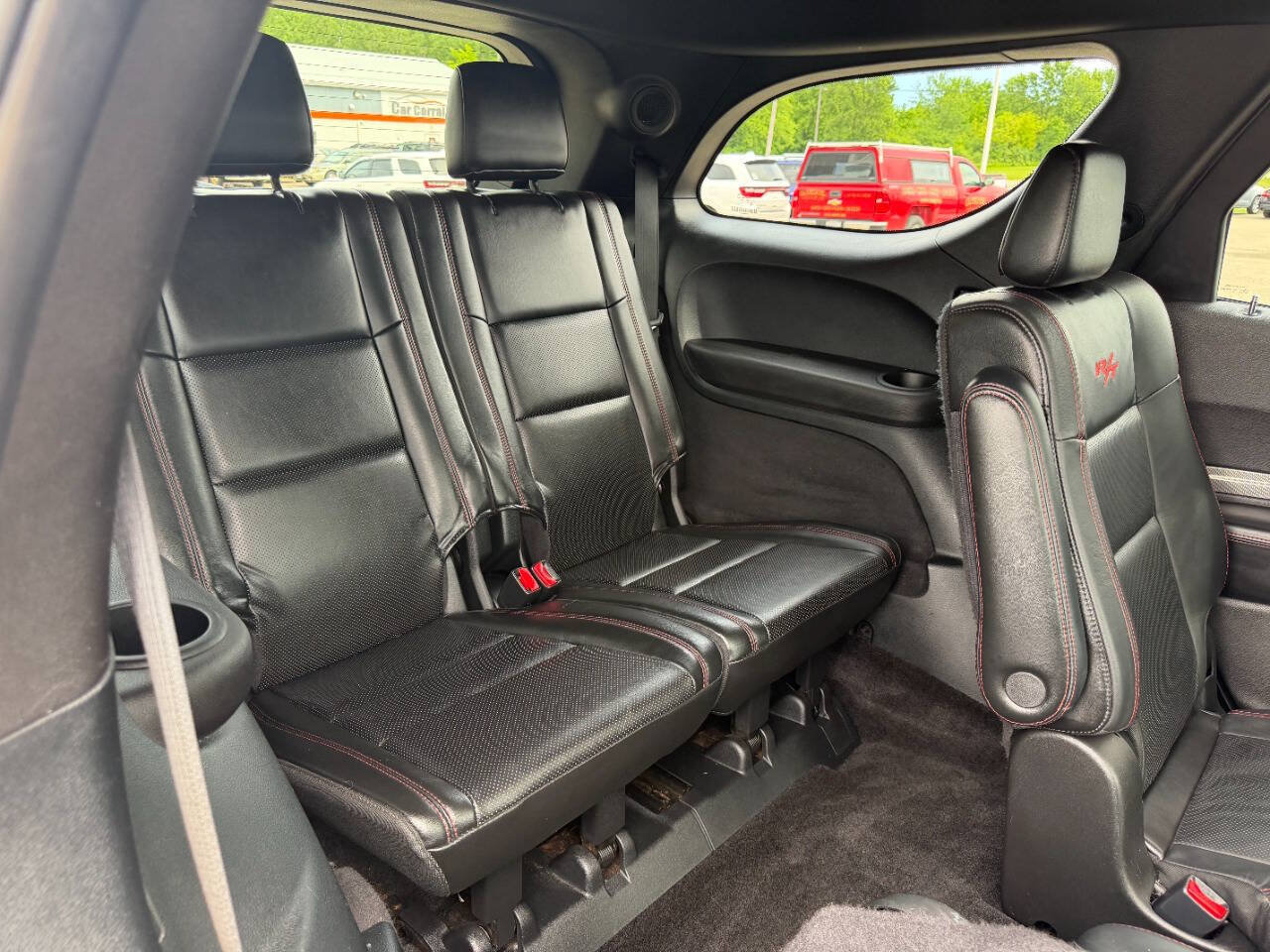 Used 2018 Dodge Durango R/T w/ Technology Group AWD/4WD image 14