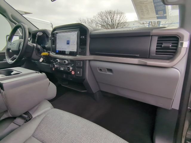 Used 2025 Ford F150 XLT w/ Equipment Group 301A Standard image 21