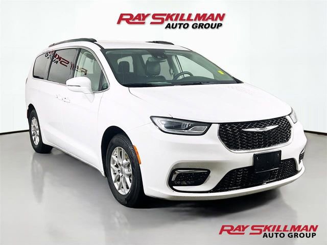 Used 2022 Chrysler Pacifica Touring-L