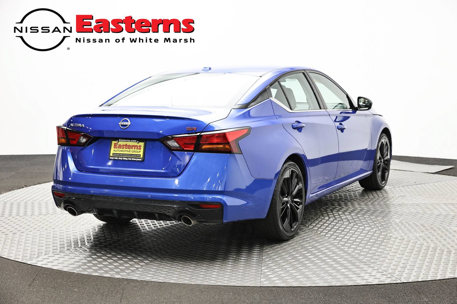 Used 2025 Nissan Altima 2.5 SR FWD image 5