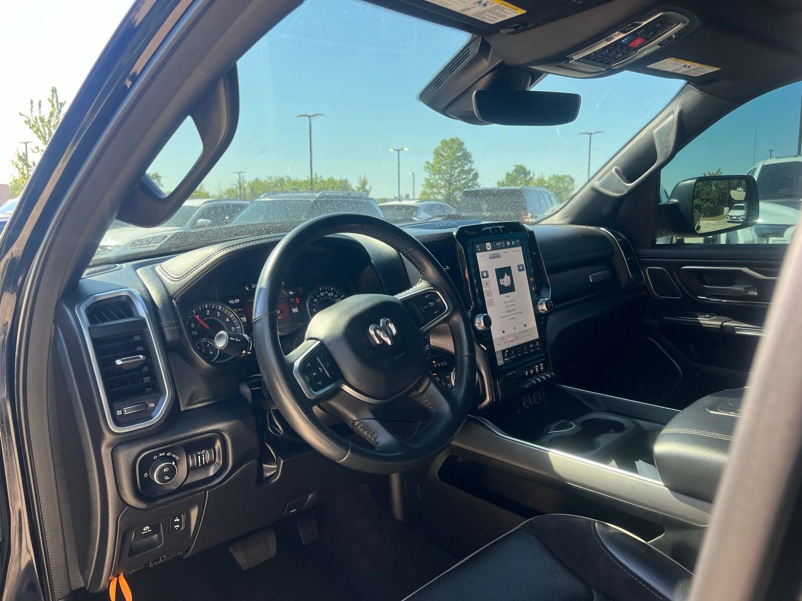 Used 2023 RAM 1500 Laramie AWD/4WD image 20